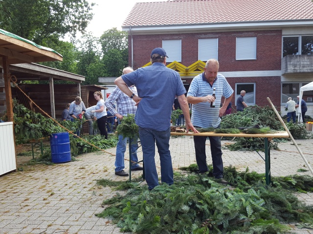 ../fotos/weltrekordversuch_ostrhauderfehn_2019/2019-06-11 17.24.00.jpg
